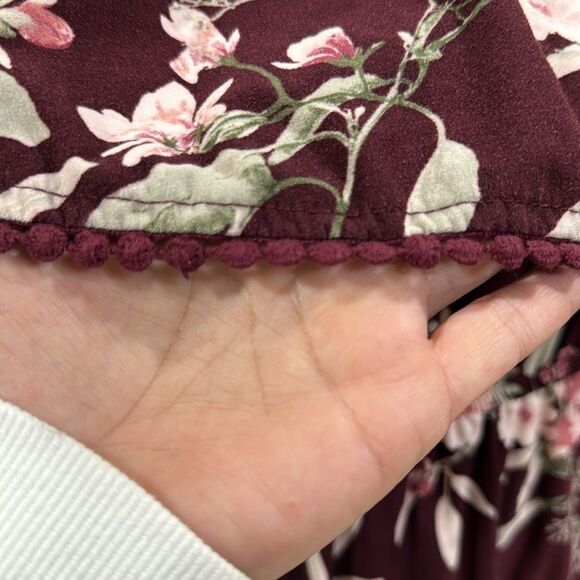 Floral On or Off-Shoulder Shorts Romper - Picture 2 of 6